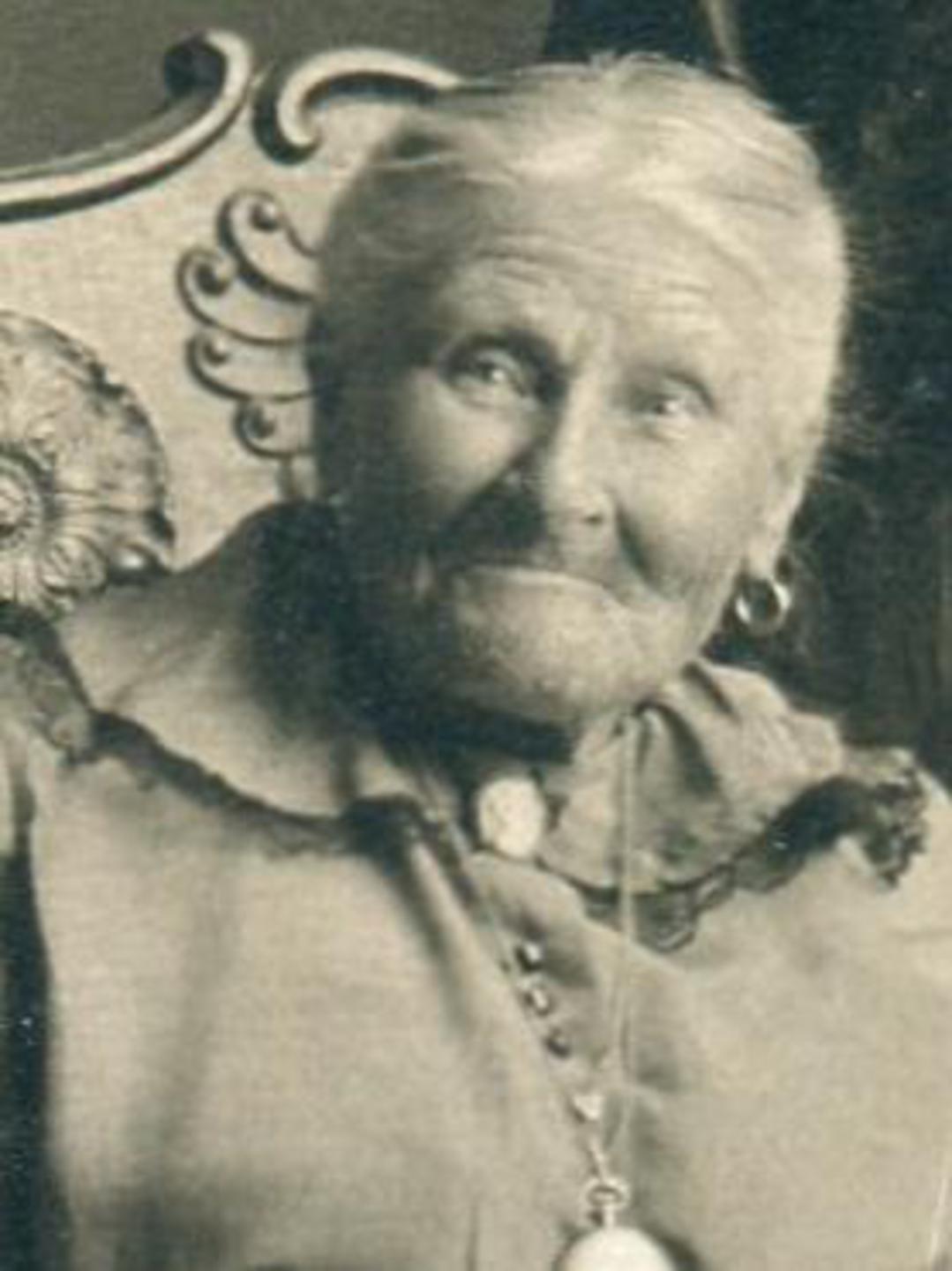 Elizabeth Clark (1843 - 1926) Profile